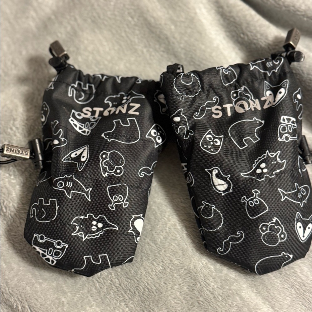 Stonz Kids Mittens with Black and White Animal Print